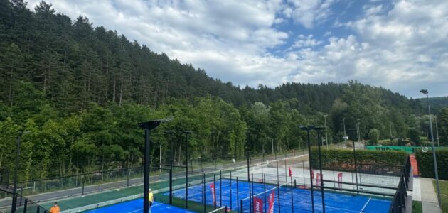 Korty do padla Tenis Park Żywiec